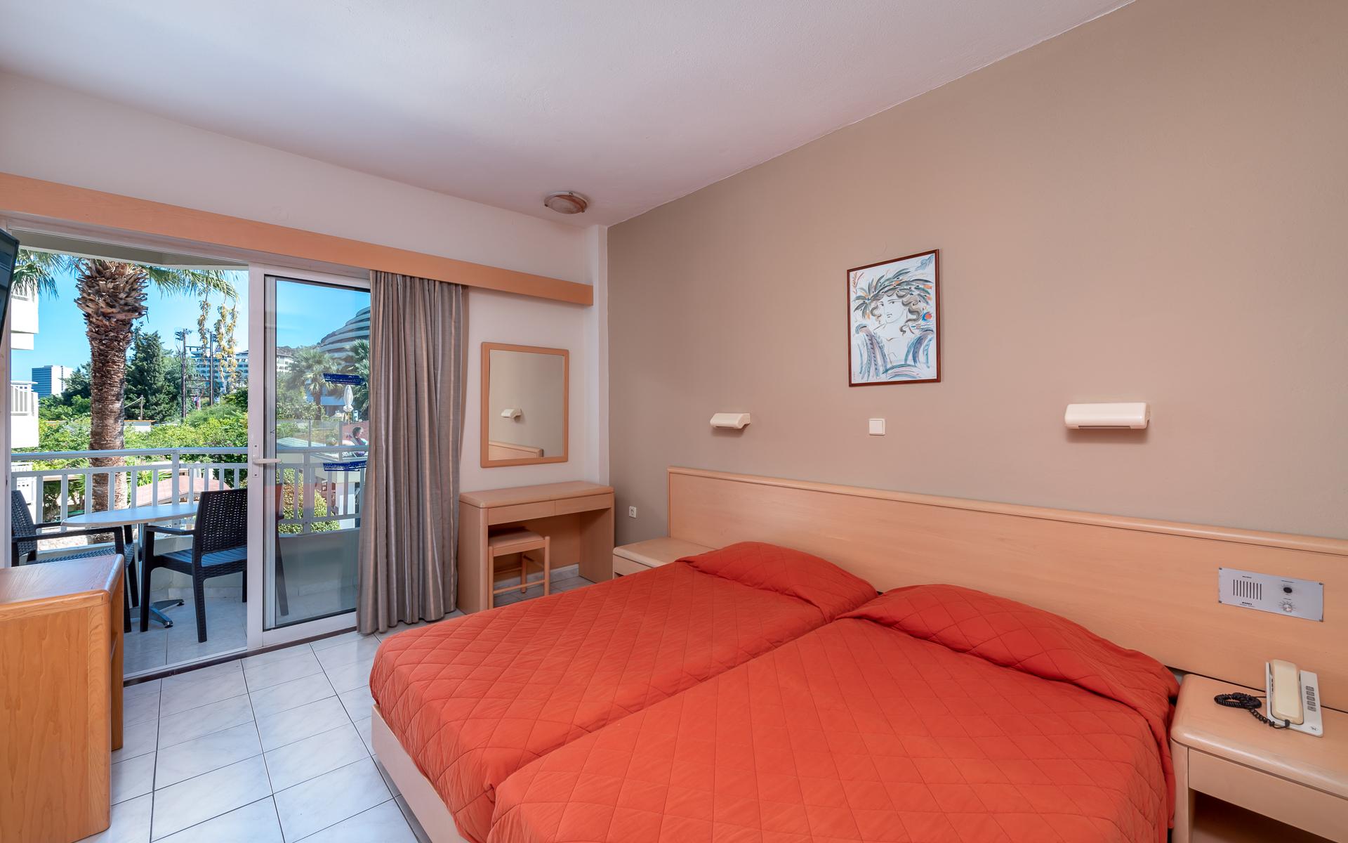 Lejlighedshotel Poseidonia 4*