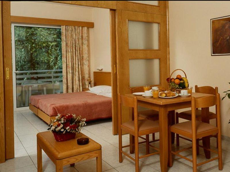 Poseidonia Lejlighedshotel