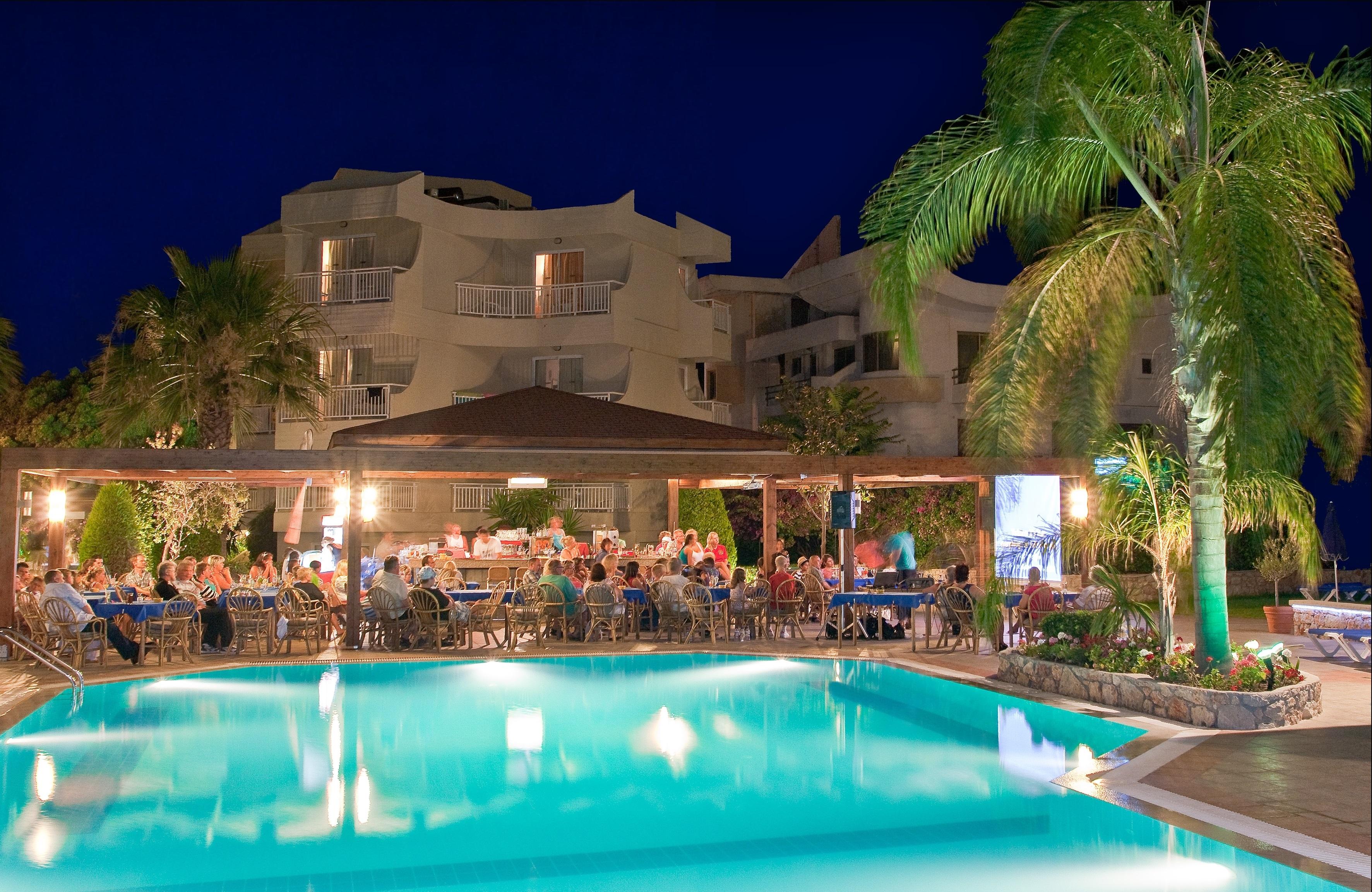Poseidonia Aparthotel