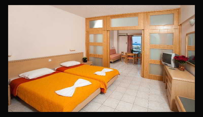 Poseidonia Aparthotel 4*